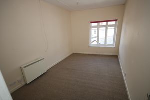 Bedroom- click for photo gallery